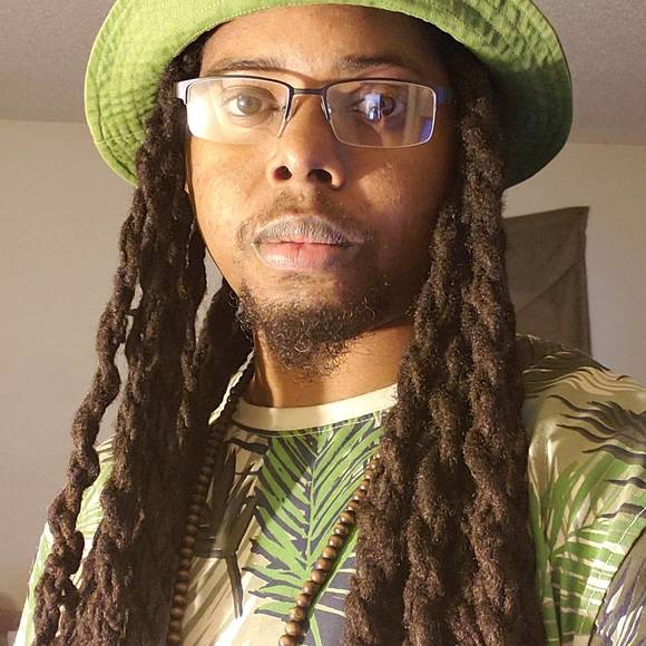 Meet your Posher, Daniel - Picture 1 of 1